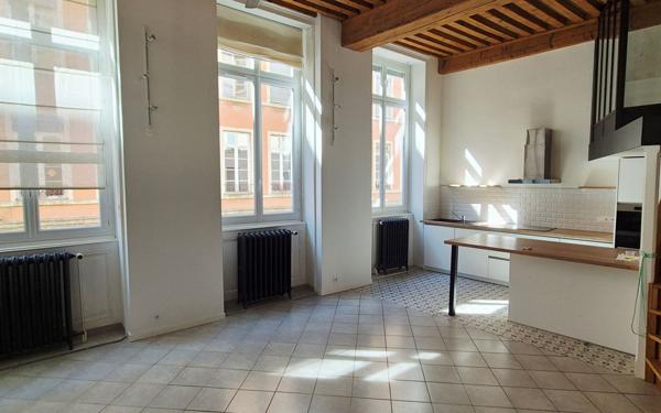 Appartement à vendre    2 pièces • 54,96 m2 Lyon 4