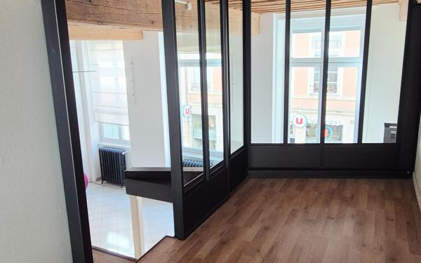 Appartement à vendre    2 pièces • 54,96 m2 Lyon 4