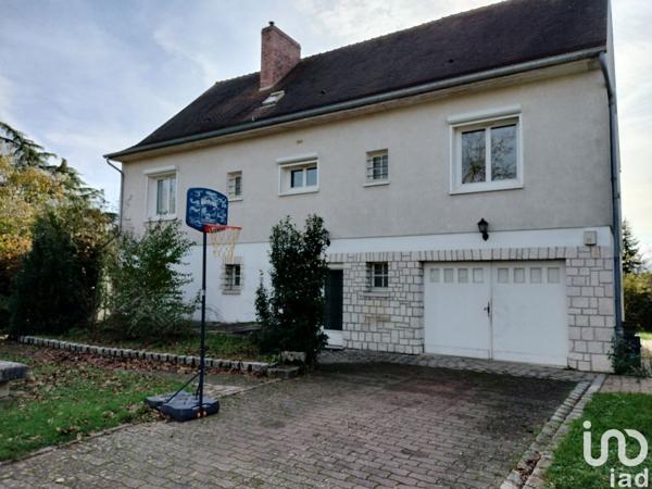 Maison 10 pièces de 224 m² à Amilly (45200)