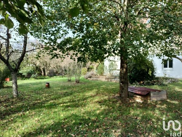 Maison 10 pièces de 224 m² à Amilly (45200)