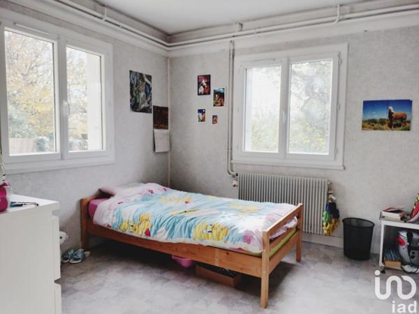 Maison 10 pièces de 224 m² à Amilly (45200)