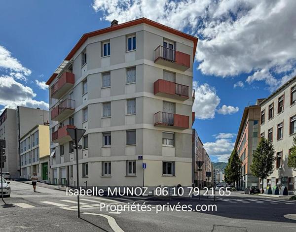 Ensemble de 2 Appartements F1 +F2, balcon, cave, garage