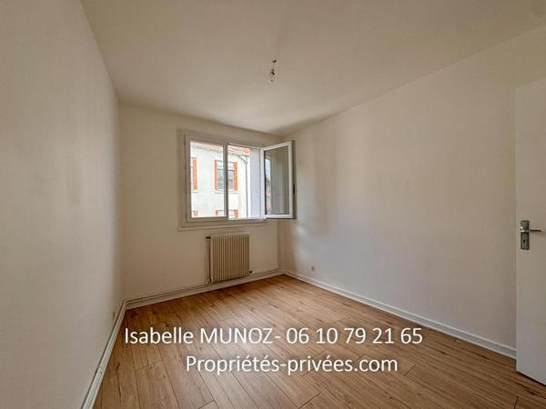 Ensemble de 2 Appartements F1 +F2, balcon, cave, garage