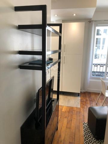 "Paris 16è - Passy" Très Joli appartement meublé de 2 pièces 30 m2 ! Loyer 1 398 €/mois charges comprises **  - Référence  23252