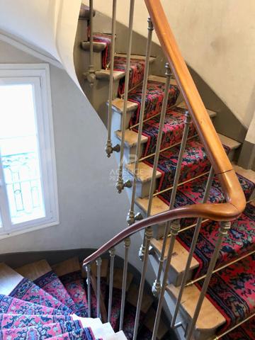 "Paris 16è - Passy" Très Joli appartement meublé de 2 pièces 30 m2 ! Loyer 1 398 €/mois charges comprises **  - Référence  23252