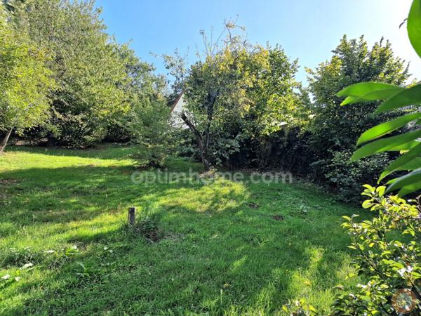 Terrain à vendre de 800,00 m² LINAS (91)