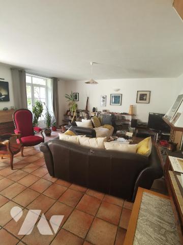 Maison d'habitation avec jardin