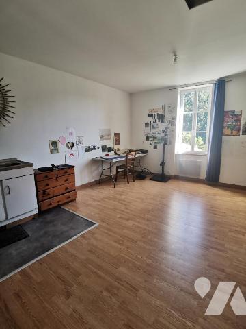 Maison d'habitation avec jardin