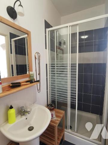 Maison d'habitation avec jardin