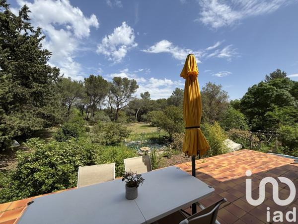 Maison traditionnelle 5 pièces de 120 m² à Pélissanne (13330)