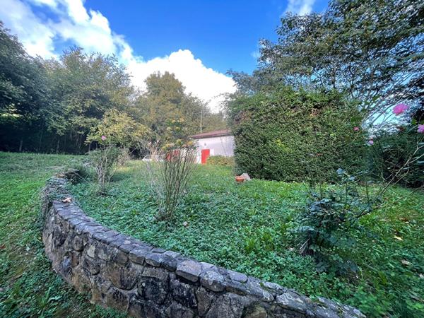 Maison Saint Pee Sur Nivelle 5 pièce(s) 122 m2