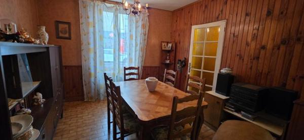 Maison 3 chambres, cave et agréable jardin