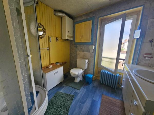 Maison 3 chambres, cave et agréable jardin