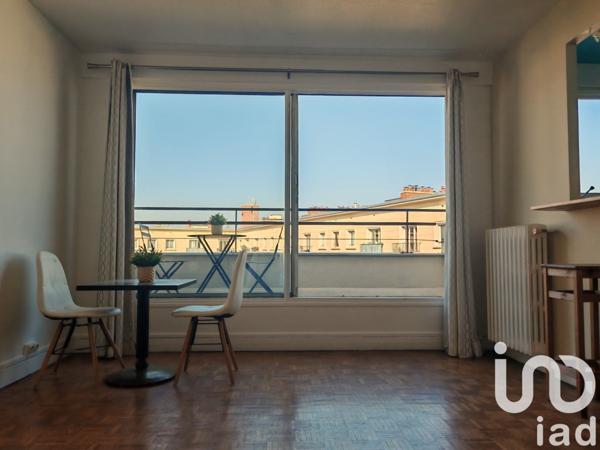 Studio 1 pièce de 31 m² à Paris (75015)