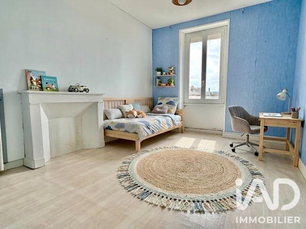 Maison à vendre 8 pièces 193 m² Châteauponsac