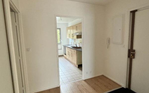 Appartement à louer    4 pièces •  Sainte-Adresse