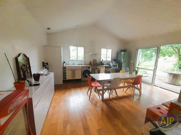 Maison à louer Monnieres : 5 pièces, 96m² avec 3 chambre(s) à 895€ - AJP Immobilier Clisson
