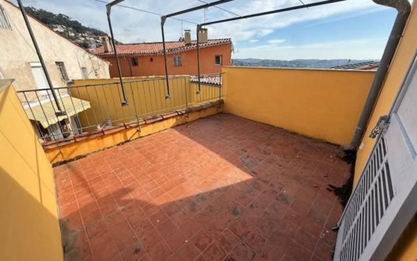 Appartement à vendre    3 pièces • 52,09 m2 Grasse