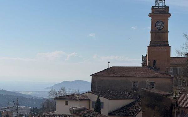 Appartement à vendre    3 pièces • 52,09 m2 Grasse