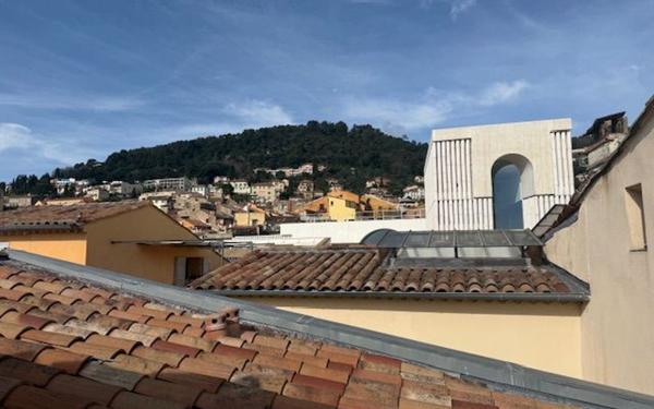 Appartement à vendre    3 pièces • 52,09 m2 Grasse