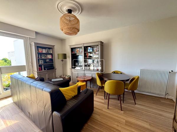 Appartement 3 pièces – 67 m² environ à Vannes (ref : 100841-AV)