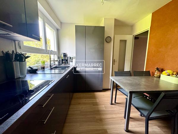 Appartement 3 pièces – 67 m² environ à Vannes (ref : 100841-AV)