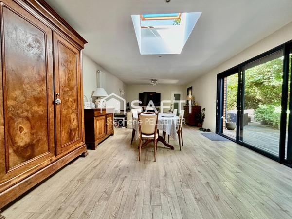 Grande maison familiale avec jardin et dépendances