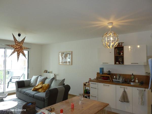 Appartement T3 à louer - 63 m² (réf : 556901)