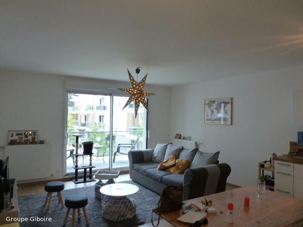 Appartement T3 à louer - 63 m² (réf : 556901)