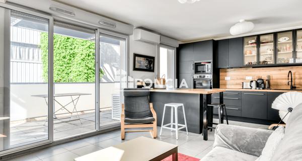 À vendre Appartement 4 pièces 76.01 m² - Mèze 34140