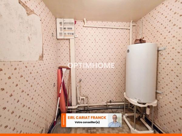 MAISON EN PIERRE DE 188 M2 SUR ÉTAGE, L’ENSEMBLE SUR 570 M² DE TERRAIN CLOS AVEC DES DÉPENDANCES >