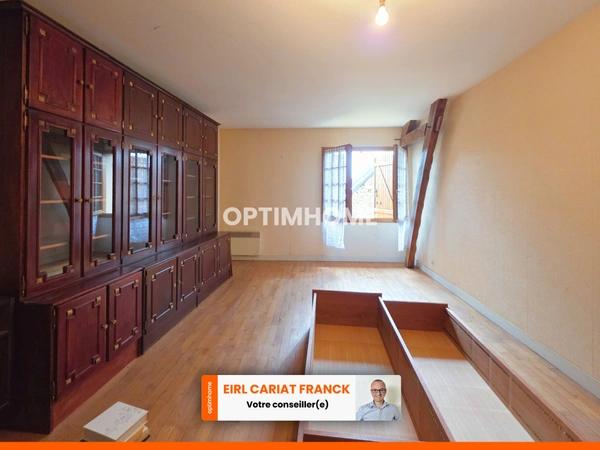 MAISON EN PIERRE DE 188 M2 SUR ÉTAGE, L’ENSEMBLE SUR 570 M² DE TERRAIN CLOS AVEC DES DÉPENDANCES >