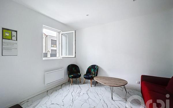 Appartement à louer    1 pièce • 22,34 m2 Maisons-Alfort