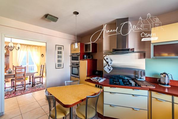 Charme, volume et opportunités au cœur de Plabennec