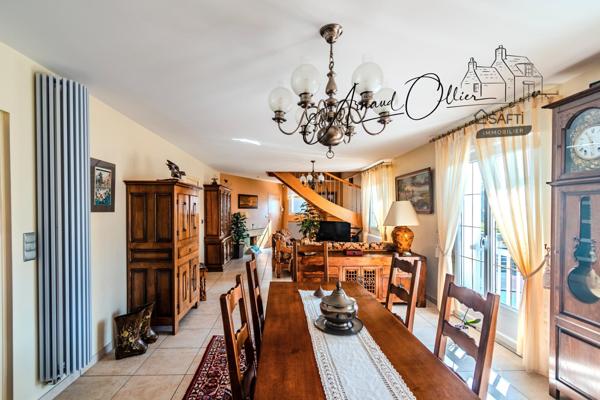 Charme, volume et opportunités au cœur de Plabennec