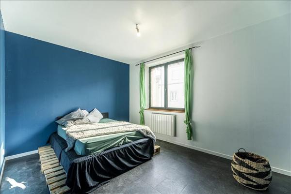 Maison à vendre |  Mas-Grenier |  5 pièces | 184 m²