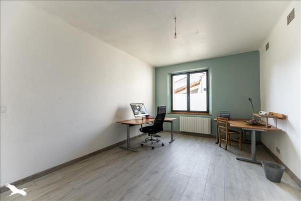 Maison à vendre |  Mas-Grenier |  5 pièces | 184 m²