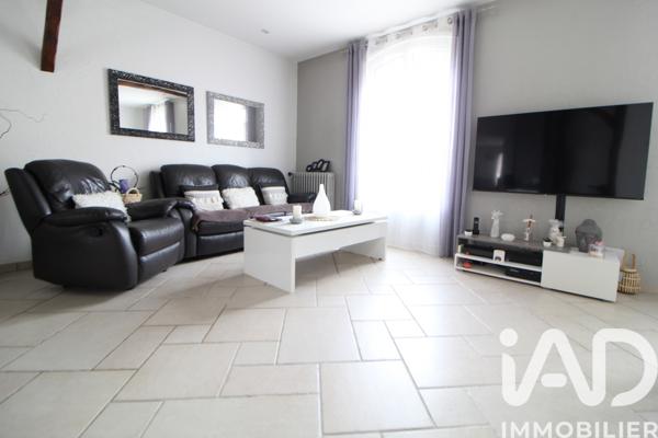 Maison à vendre 5 pièces 83 m² Villeneuve-le-Roi