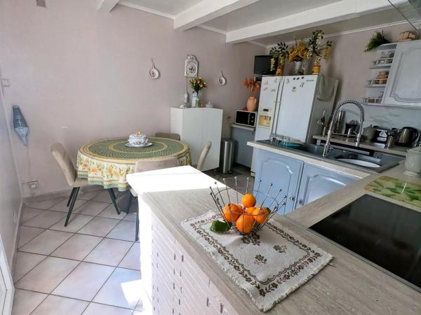 Superbe villa avec piscine – Quartier recherché