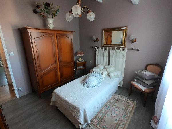 Superbe villa avec piscine – Quartier recherché