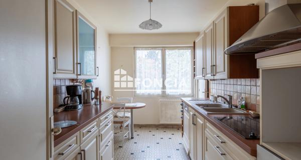 À vendre Appartement 5 pièces 102.76 m² - Vernon 27200