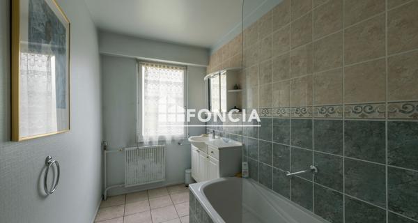À vendre Appartement 5 pièces 102.76 m² - Vernon 27200