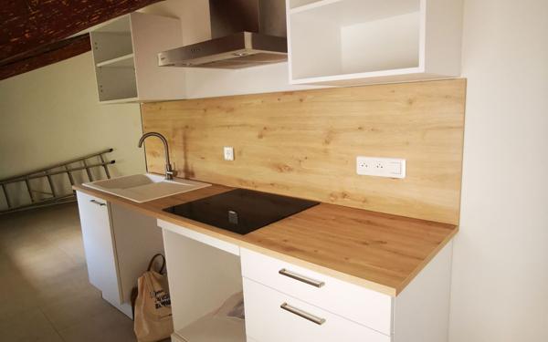 Appartement à louer    2 pièces •  Villeneuve-lès-Avignon