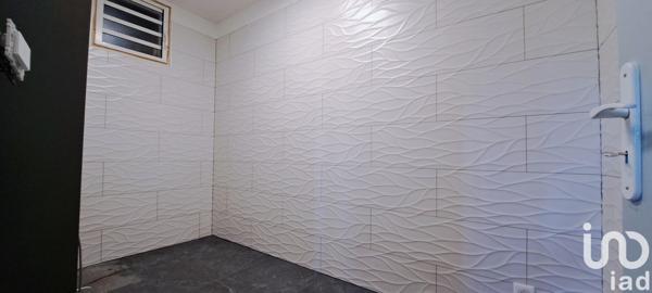 Maison 7 pièces de 110 m² à Saint-Pierre (97410)