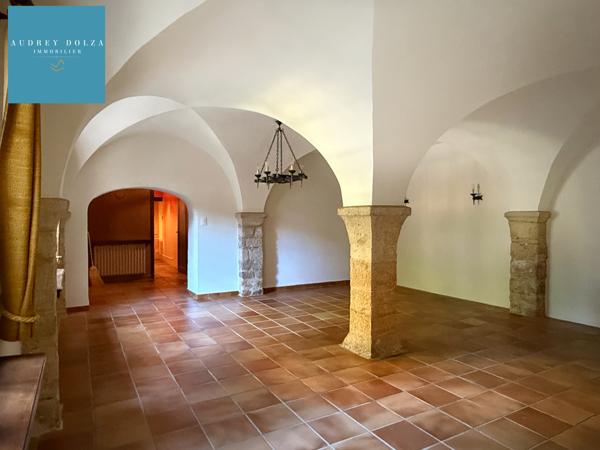 NOUVEAUTE EN EXCLUSIVITE A ROGNAC - Maison T5 de 131 m² à fort potentiel - 369 000€ FAI