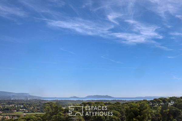 Appartement avec vue mer et vaste terrasse à Hyères