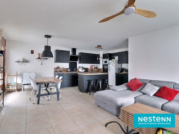 Appartement de type 4 de 80.33m² avec un grand balcon et garage en sous-sol situé sur le secteur de Villeurbanne LA SOIE