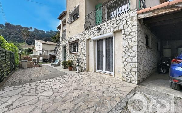 Maison à vendre    6 pièces • 169 m2 Cagnes-sur-Mer