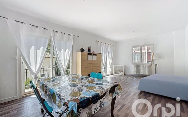 Maison à vendre    6 pièces • 169 m2 Cagnes-sur-Mer