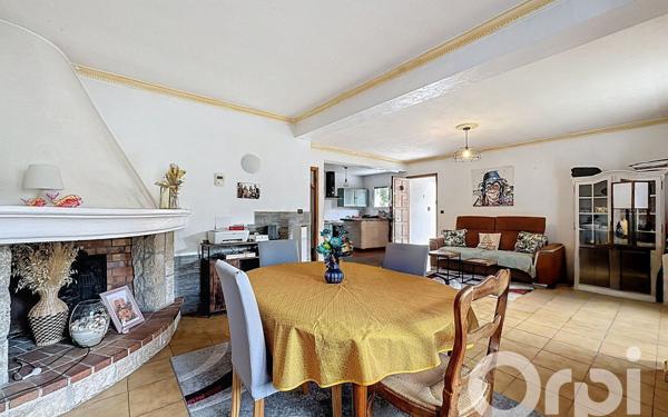 Maison à vendre    6 pièces • 169 m2 Cagnes-sur-Mer